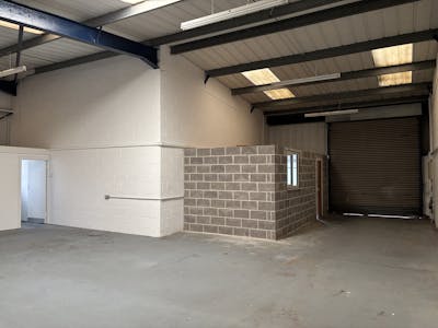 Unit 21, Greenway Workshops, Caerphilly, Industrial To Let - IMG_2324.jpg