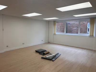 Merritt House, Amersham, Office To Let - 20260617_152757213_iOS.jpg