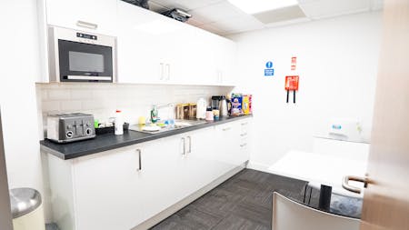 St. Andrews House, The Headrow, Leeds, Office To Let - DSC00186.jpg