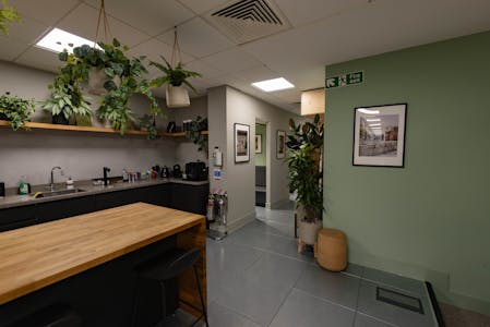 Suite 3, 2nd Floor Friary Court, Guildford Surrey, Office To Let - OktraGuildford6.jpg