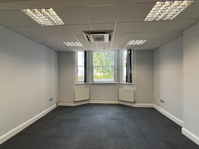 1 Parkstone Road and 2/2B Longfleet Road, Poole, Office For Sale - IMG_5408.JPEG