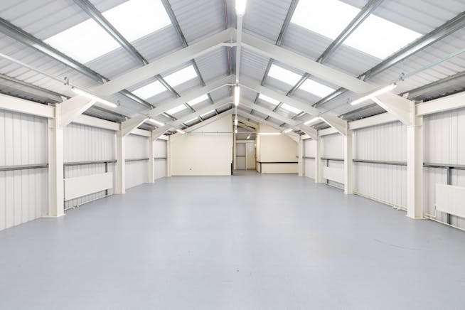 Unit 8 Aerodrome Road, Hendon, Industrial / Offices To Let - 583A4593-HDR.jpg