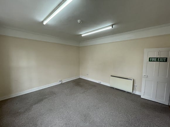 1st Floor Office, Thame, Office To Let - IMG_2469.JPG