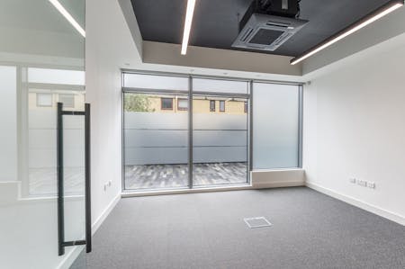 Rochester Mews, Camden, Office To Let - office 1  Copy.jpg