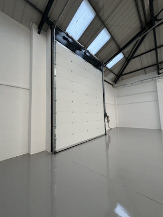 Unit 3, A1(M)Business Centre, Welham Green, Industrial To Let - IMG_0142.JPG