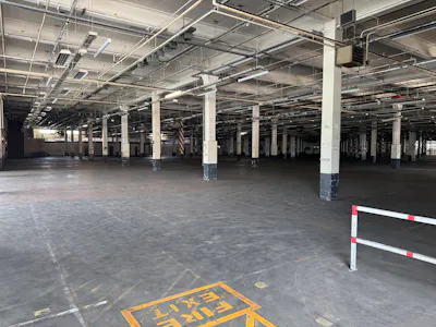 The Sycamore Building, Vantage Point Business Village, Gloucester, Workshops To Let - IMG_2873.jpg