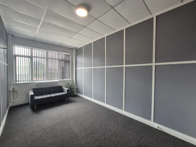 Europa Business Park, Cheadle, Industrial/Logistics / Office To Let - 20260619_132436.jpg