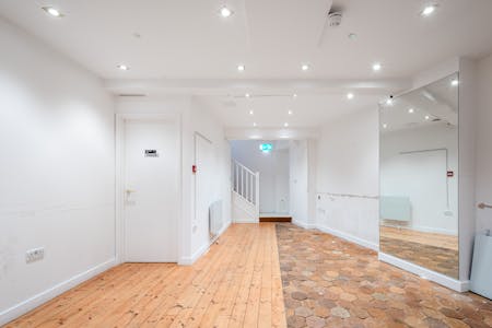 32 Artillery Lane, London, Office / Retail To Let - Artillery Ln 32  Low Res 14.jpg