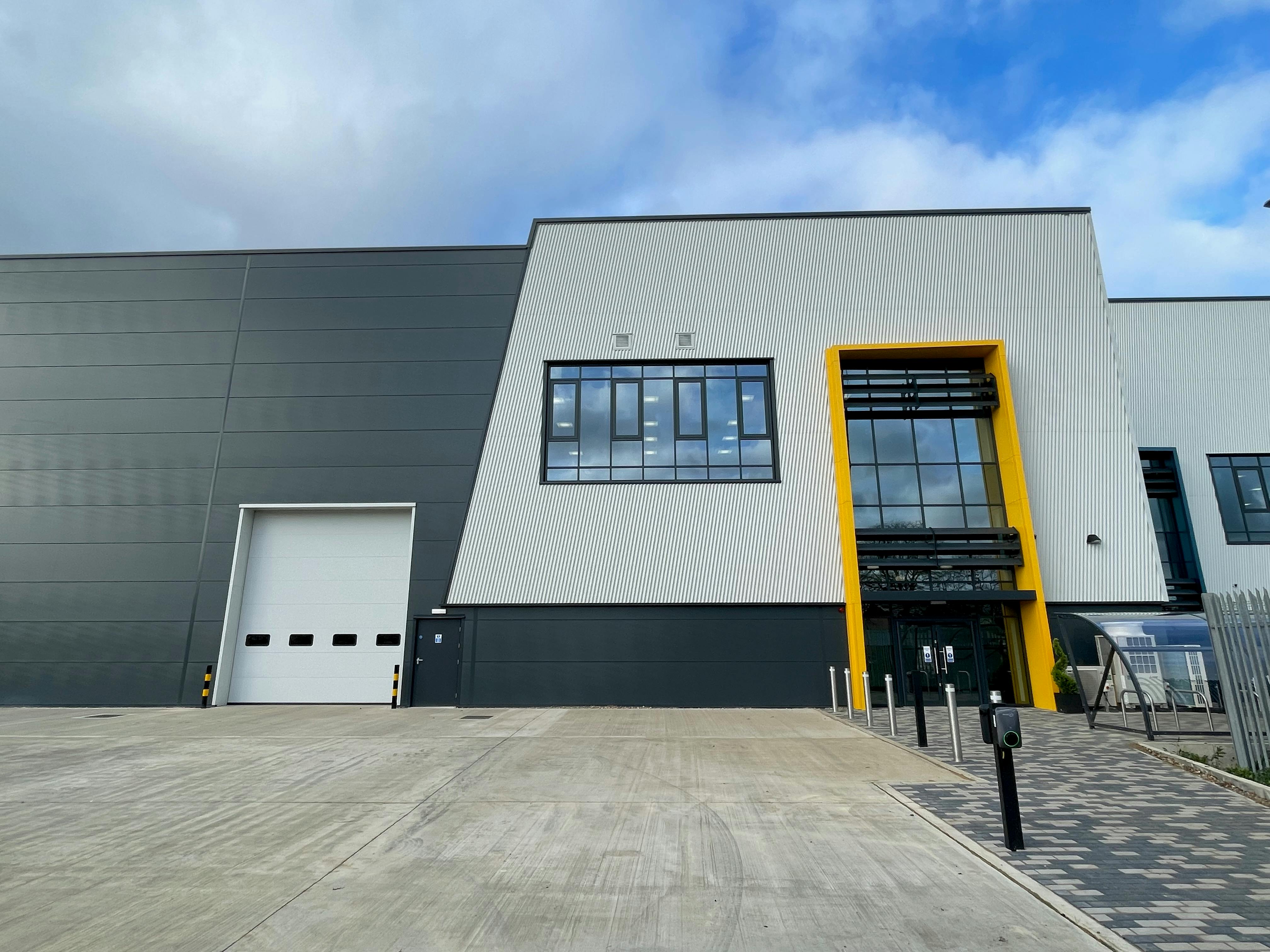 INTER, Tewin Road, Welwyn Garden City, Hertfordshire, Warehouse & Industrial To Let - IMG_2392.jpeg