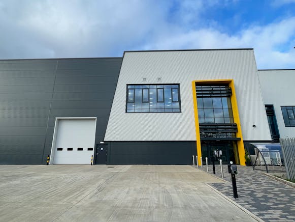 INTER, Tewin Road, Welwyn Garden City, Hertfordshire, Warehouse & Industrial To Let - IMG_2392.jpeg