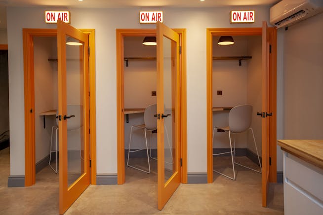 26 Clare Street, Bristol, Office To Let - 9 IMG_4305.JPG