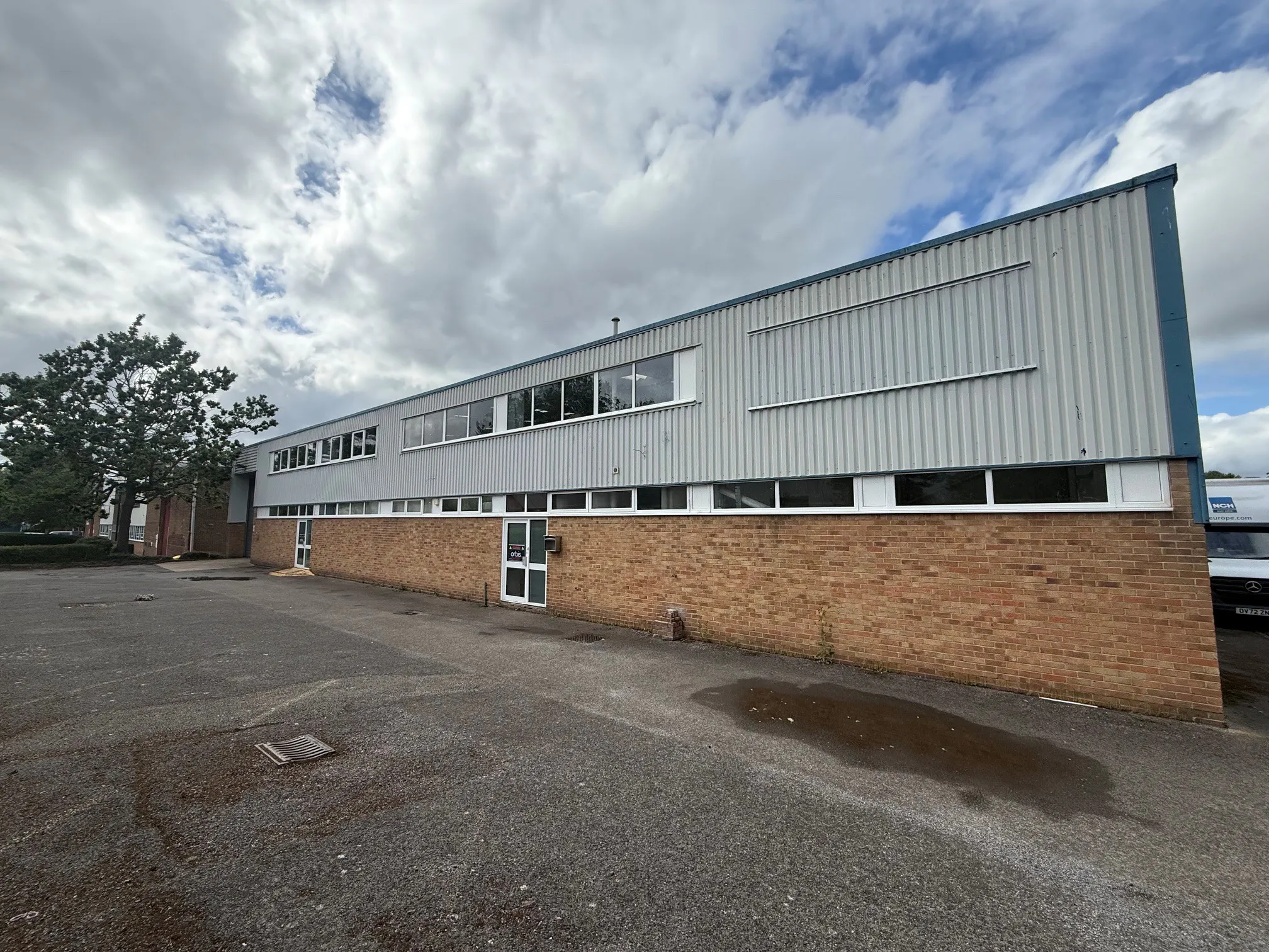 Unit 33E, Techno Trading Estate, Ganton Way,, Swindon, Industrial To Let - 2.jpg