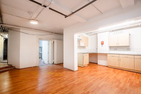 595-597 Commercial Road, London, Healthcare / Leisure / Office / Retail To Let - Commercial Rd 595597  Low Res 22.jpg