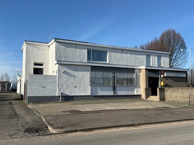 2 Dundas Street, Grangemouth, Office To Let / For Sale - 20260217_132145725_iOS.jpg