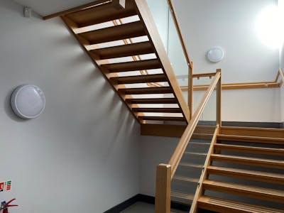 Suite 5, West End Yard, Llanelli, Office To Let - stairwell.jpg