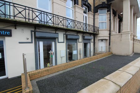 Unit 2, Redcar, Office / Retail To Let / For Sale - IMG_5876.JPG