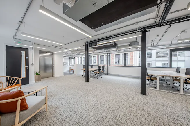 Holyer House, London, Offices To Let - holyer house 4497 office1.jpg