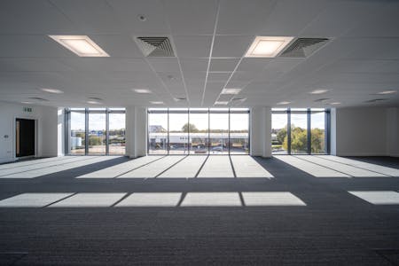 Unit B Railway Triangle, Portsmouth, Industrial/Logistics / Warehouse / Industrial / Warehouse To Let - UNIT B Railway Triangle 50.jpg