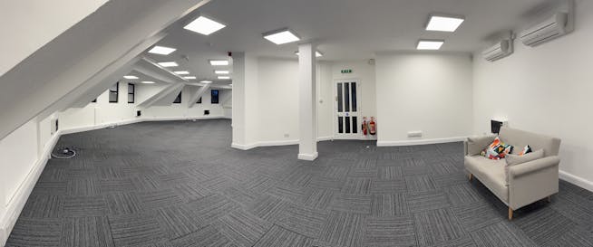 Suite 3, Dolphin House, Camberley, Offices To Let - IMG_8067.jpg