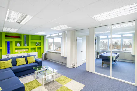 Hille House, Watford, Office To Let - Hille  Watford13.jpg