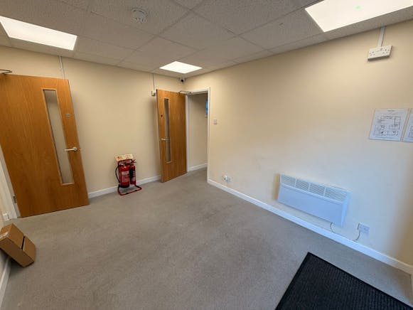 1 Walls Yard, Rochford, Office To Let - WhatsApp Image 2026-01-05 at 14.25.51 (1).jpeg