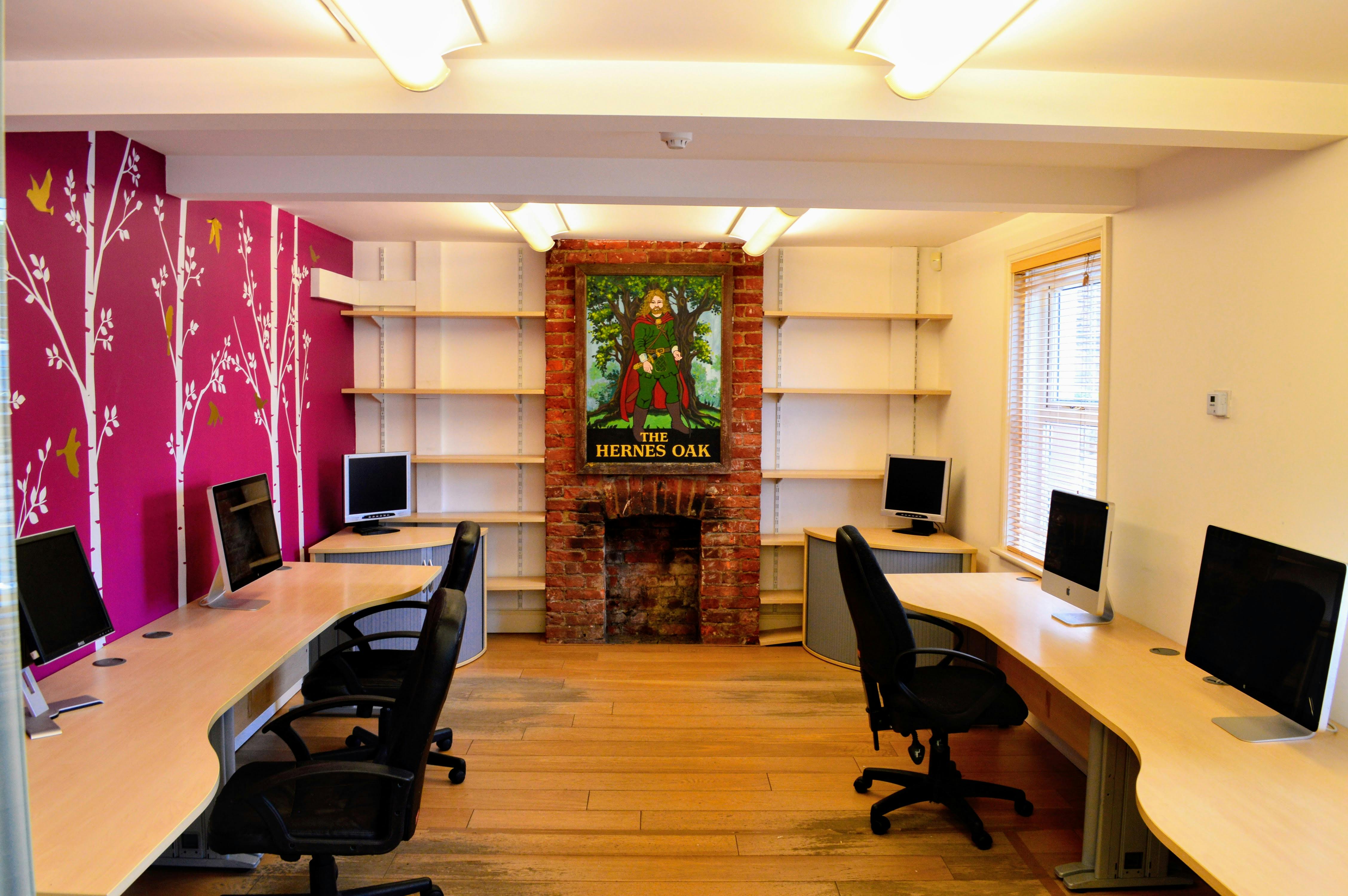 Office in Winkfield - photo 3