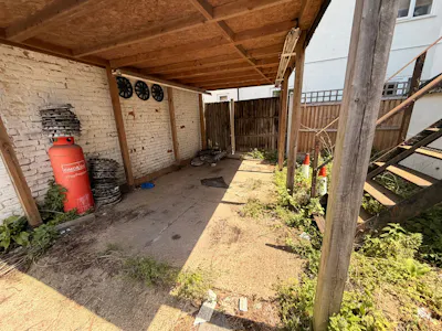 695 London Road, Westcliff, Retail For Sale - WhatsApp Image 2026-06-23 at 13.40.52 (2).jpeg