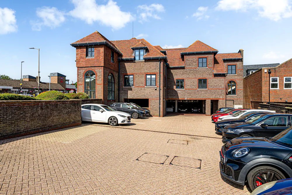 Ground Floor Office, 5 Chalfont Court - 111059_Ground Floor 5 Hill Avenue (24).jpg