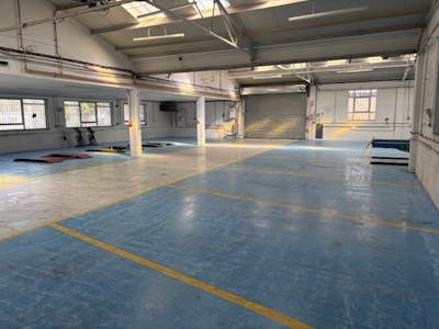 Unit 25, Travellers Lane, Hatfield, Industrial/Logistics For Sale - 2.jpg