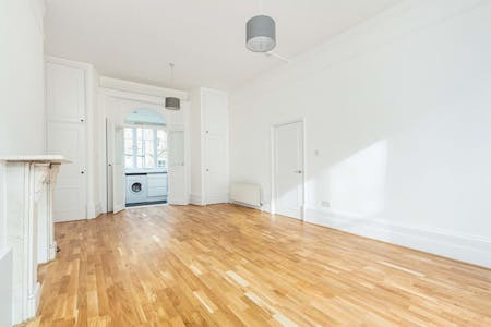 Girdlers Road, London, Residential Flat To Let - Reception Room