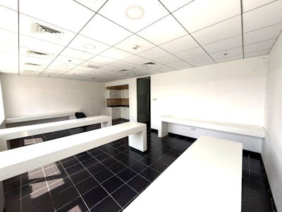 Al Majaz 1, Sharjah, Office To Let - WhatsApp Image 20250530 at 21155 PM 1.jpeg