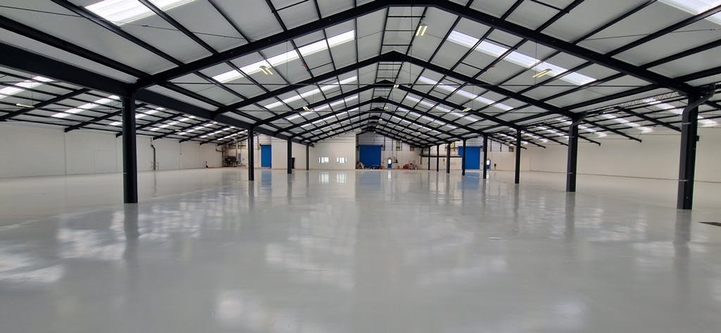 Industrial Unit in Gosport - photo 2