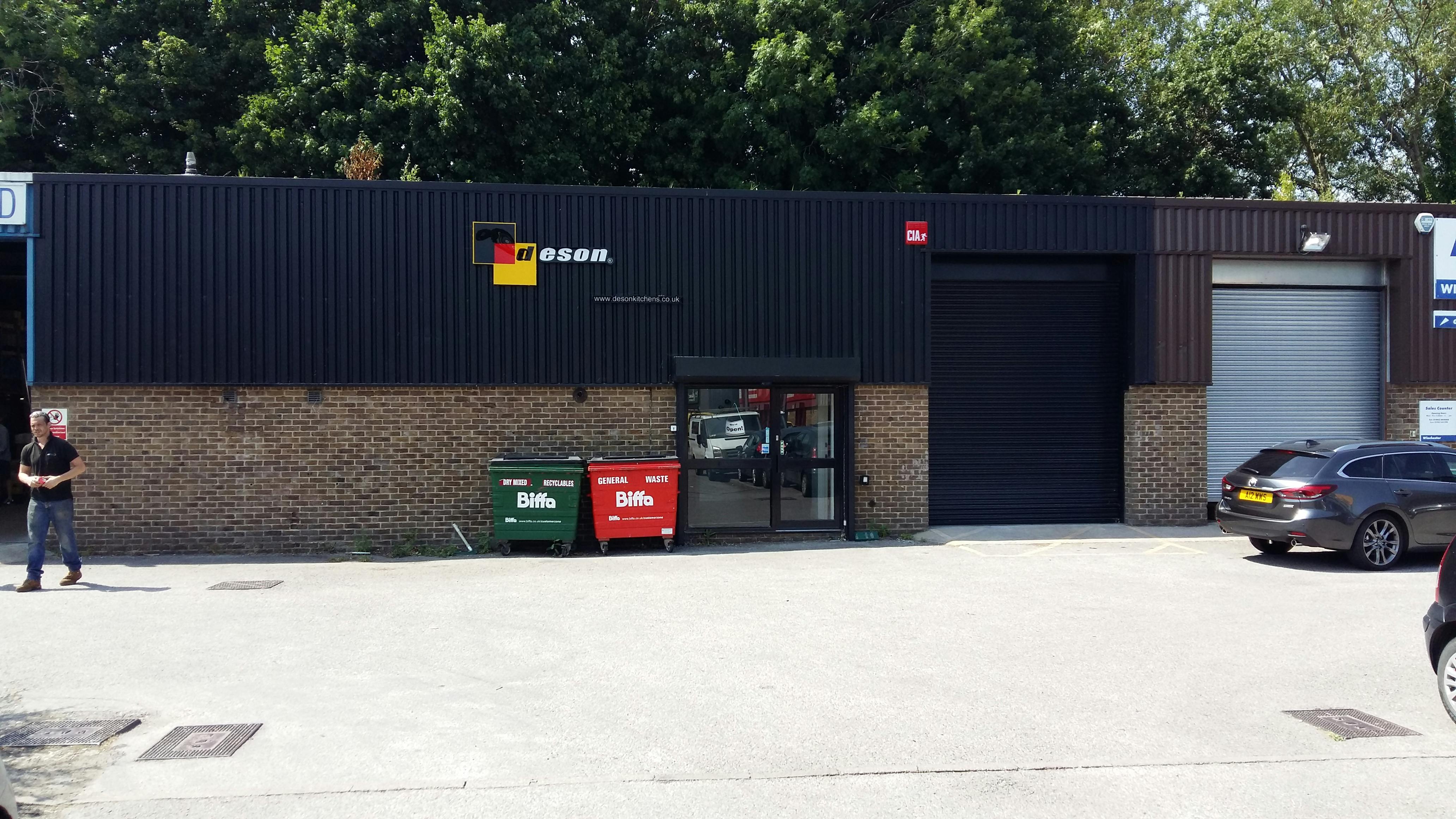 Unit H, St Martins Trade Park, Winchester, Industrial / Warehouse To Let - 20170621_150609.jpg