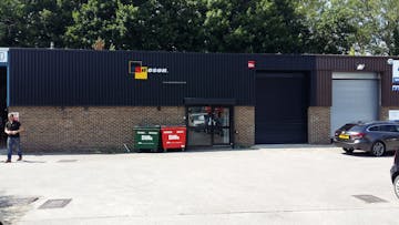 Unit H, St Martins Trade Park, Winchester, Industrial / Warehouse To Let - 20170621_150609.jpg