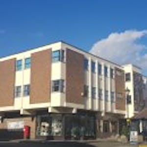 5 The Chequers, Ingatestone, Office To Let - eyJzb3VyY2UiOiJtZWRpYVwvcHJvcGVydHlcLzE5OVwvZTIzY2IwN2Y4NWFiYmMwYzZlNTA5NTQ4OGE5ZTJiOWQuanBnIiwib3BzIjp7Im5ldyI6WzEzMCwxMzBdLCJjb3ZlciI6W119LCJvdXRwdXQiOiJqcGVnP2NvbXByZXNzaW9uPTg1IiwidHRsIjozMTQ0OTYwMH0=.jpg