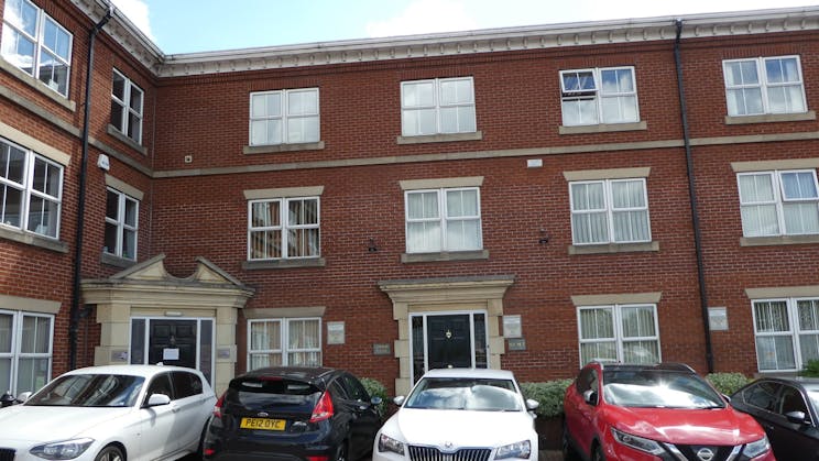 3 Castlecroft Court, Castlecroft Road, Bury, Offices For Sale - P1100116.JPG