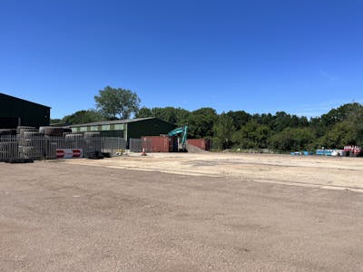 Open Storage, Hayloaders Works, Aylesbury, Open Storage To Let - 2.jpg