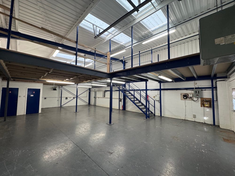 11 The Hawthorn Centre - 11 Hawthorn Centre (9).jpg