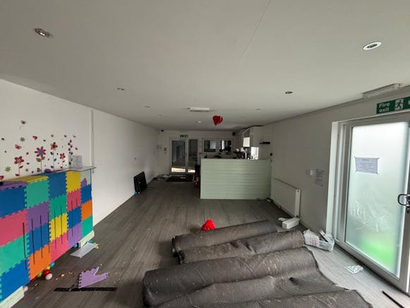 10 Broompark Road, Glasgow, Industrial / Offices / Retail To Let / For Sale - PHOTO-2026-02-16-10-46-58 7.jpg