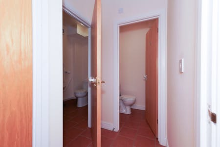 Old Barn Cottage, Warwick, Office To Let - Wareing & Co-5.jpg