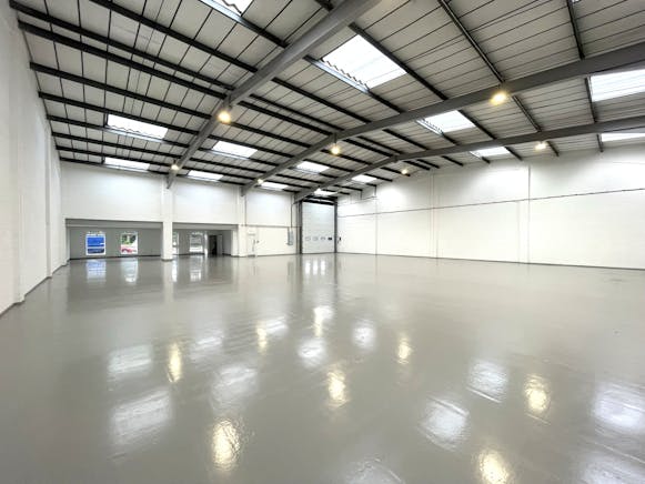 Unit 4, Hawley Lane Trade Centre, Farnborough, Industrial To Let - IMG_4771.JPEG