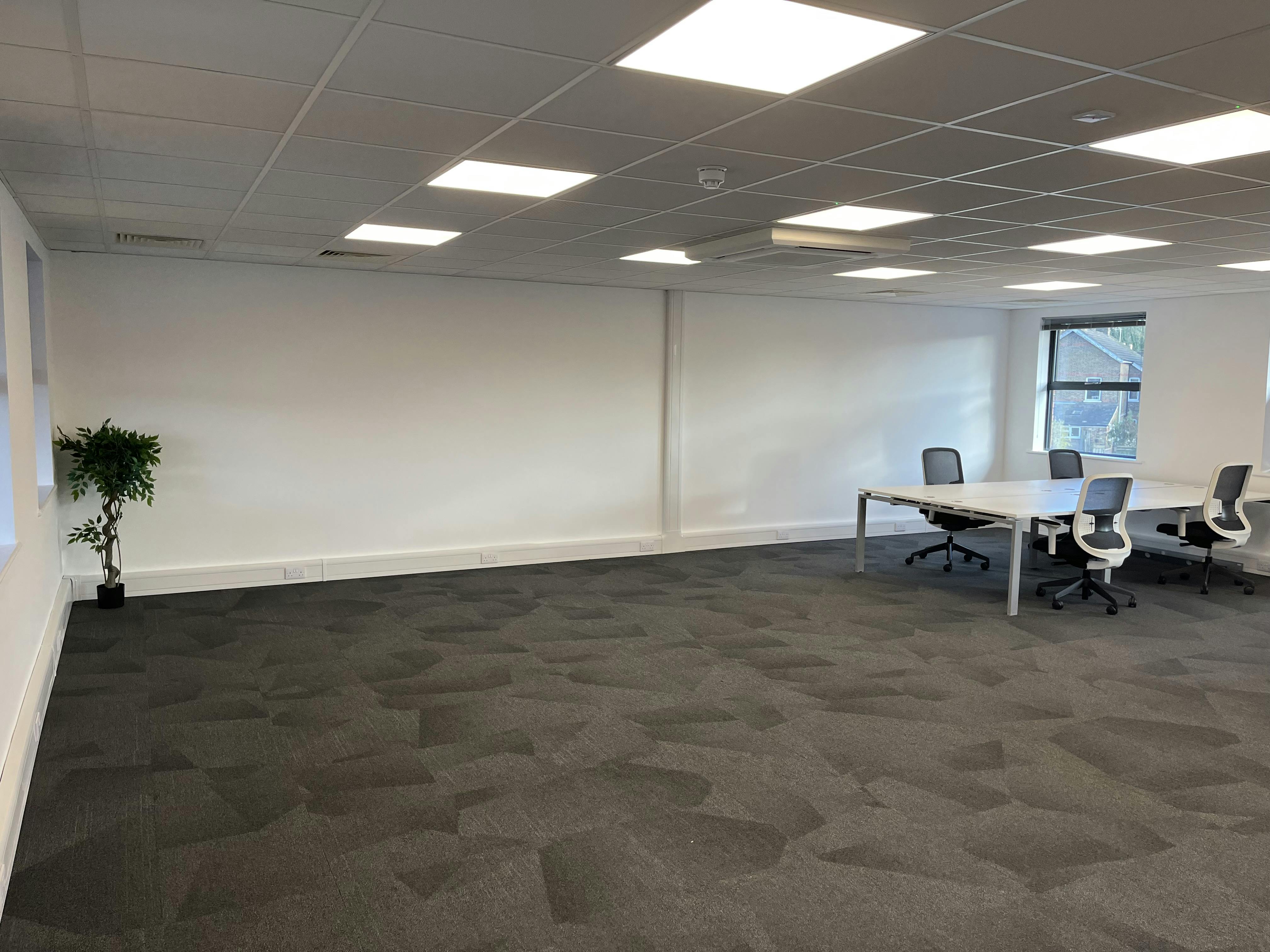 Eghams Court - IMG_2762.jpg