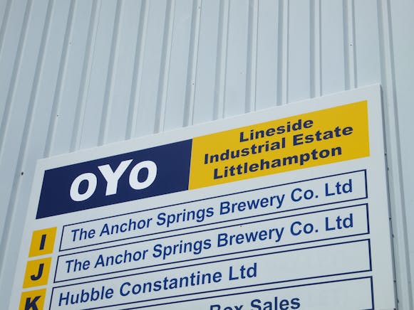 NOW LET - Unit Q OYO Industrial Estate, Oyo Estate, Littlehampton To Let / For Sale - oyo