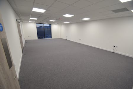 Ryan House, Aviation Way, Southend-on-Sea, Office To Let - DSC_0311.JPG