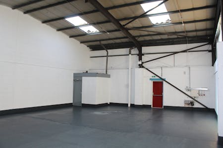 Thames Trading Estate, Manchester, Industrial/Logistics To Let - IMG_0467.JPG