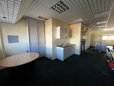 1st Floor, Unit 37, Watford, Office To Let - Internal 1.jpg