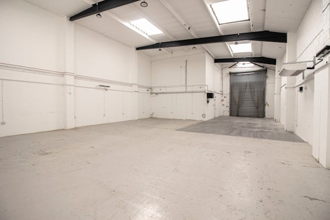 Unit 5, Barratt Way Industrial Estate, Harrow, Industrial / Warehouse To Let - 2.jpg