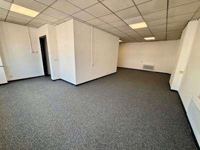 Unit 7, Severnlink Distribution Centre, Chepstow, Industrial To Let - 7 Severnlink 05.jpg