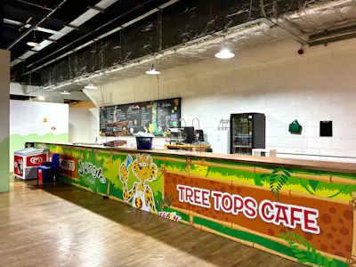 BG16a The Galleries, The Galleries, Bristol, Shopping Centre Unit To Let - Counter.jpg