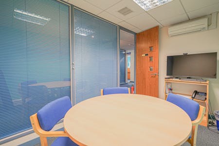 336 Stratford Road, Solihull, Office For Sale - DSC07953.jpg
